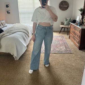 Old Navy Extra High-Waisted Ripped Wide-Leg Jeans for Women, Size 10